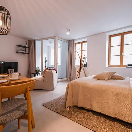 Apartment 47 Fuer 2 *